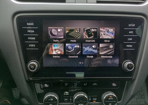 Skoda Octavia cena 57900 przebieg: 131271, rok produkcji 2019 z Ustroń małe 466